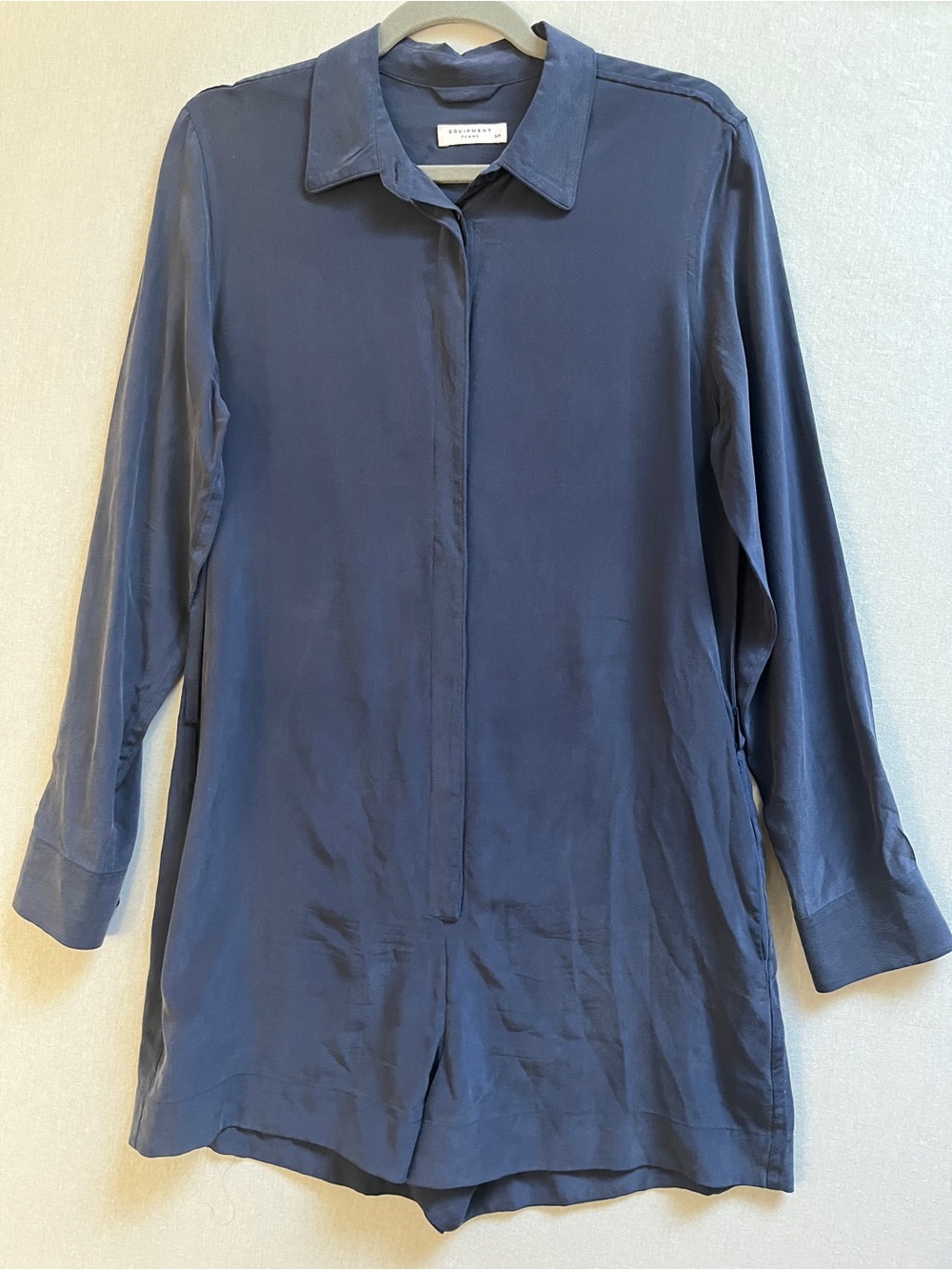 Equipment Femme Silk Long Navy Long Sleeve Romper S